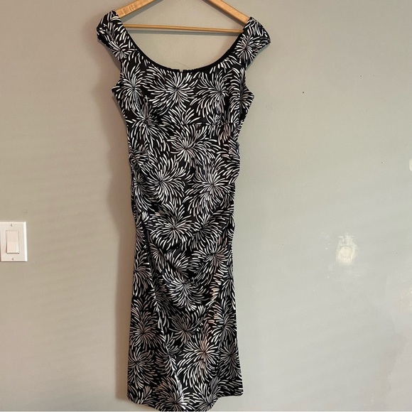 Jessica Black and White Ruched Sheath Midi Dress - Picture 1 of 6